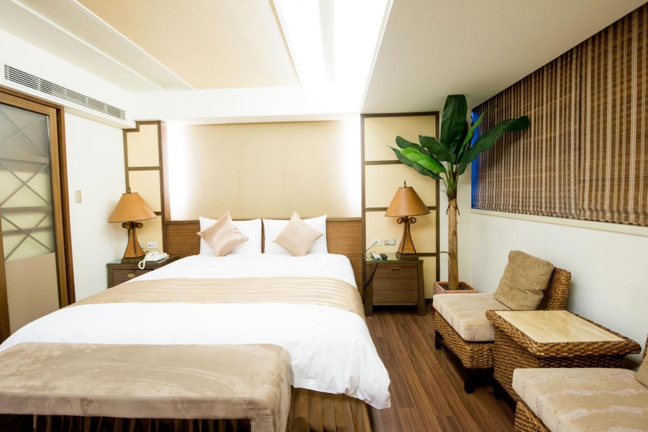 Shin Yuan Celeb Metro Hotel Kota Hsinchu Bagian luar foto