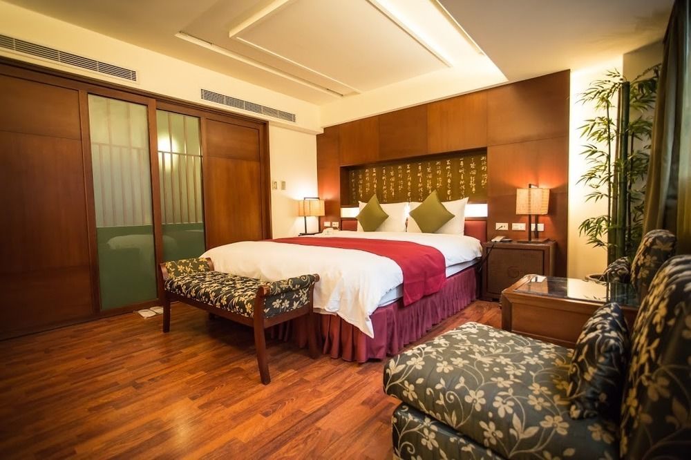 Shin Yuan Celeb Metro Hotel Kota Hsinchu Bagian luar foto