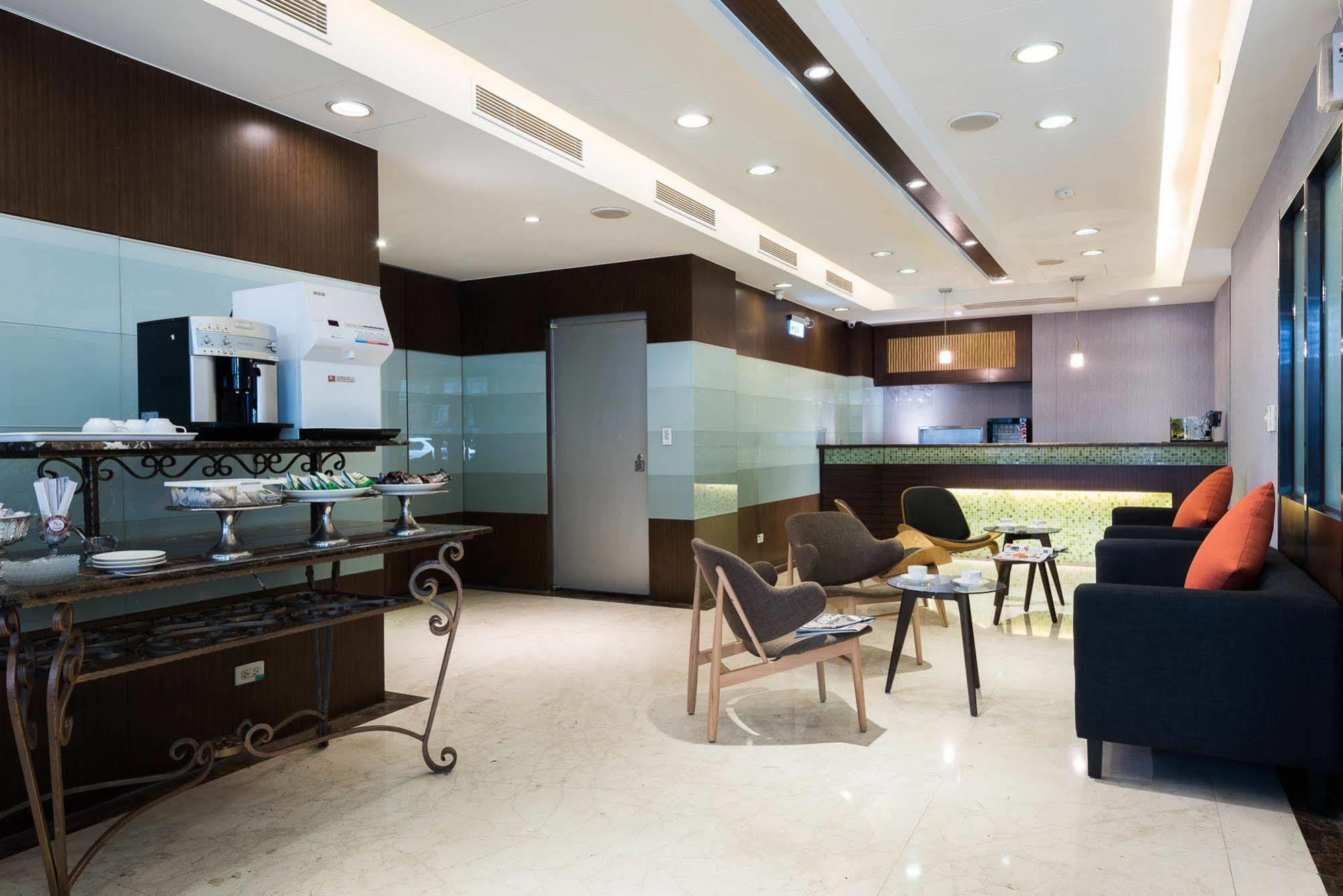 Shin Yuan Celeb Metro Hotel Kota Hsinchu Bagian luar foto