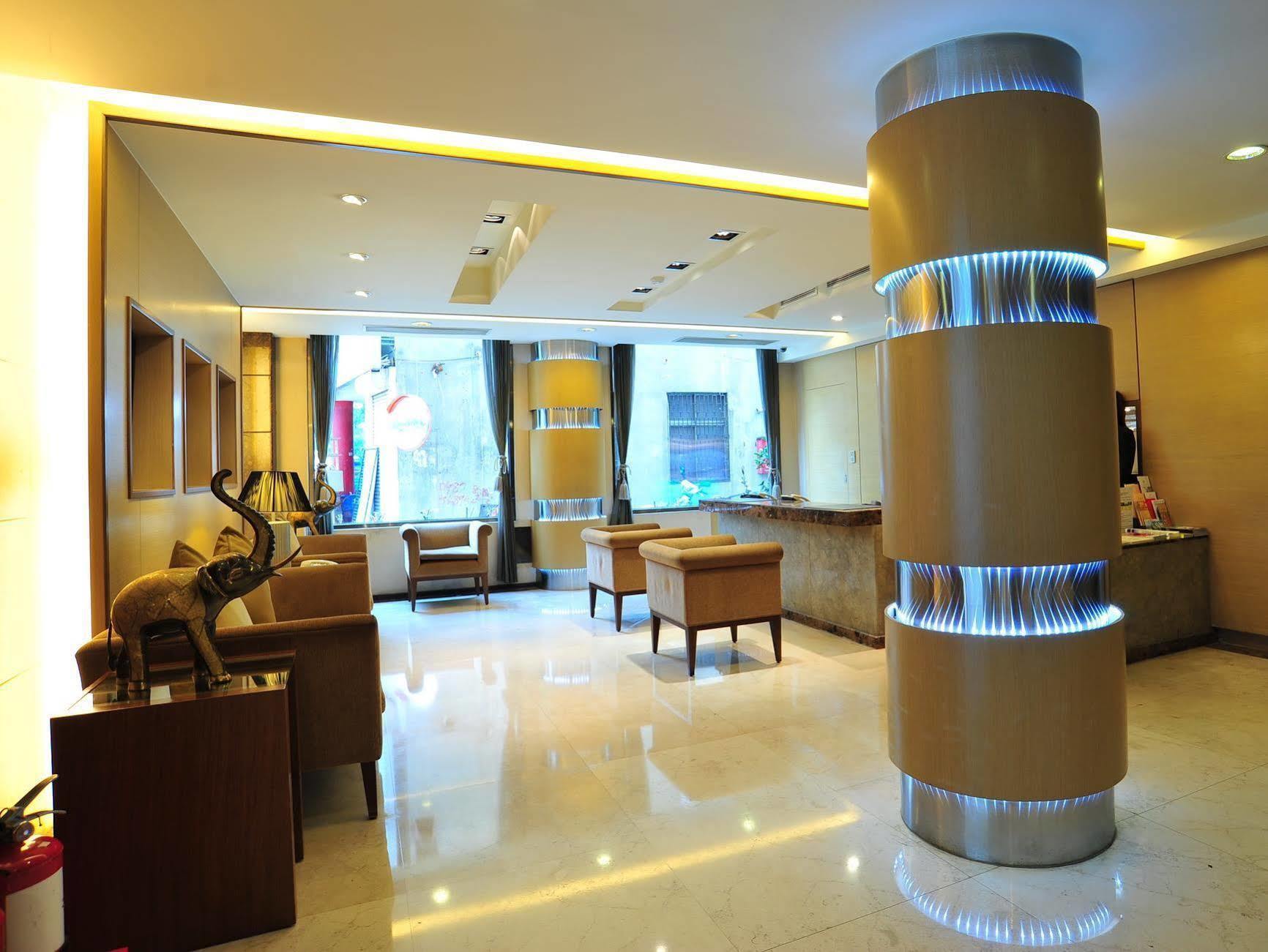 Shin Yuan Celeb Metro Hotel Kota Hsinchu Bagian luar foto