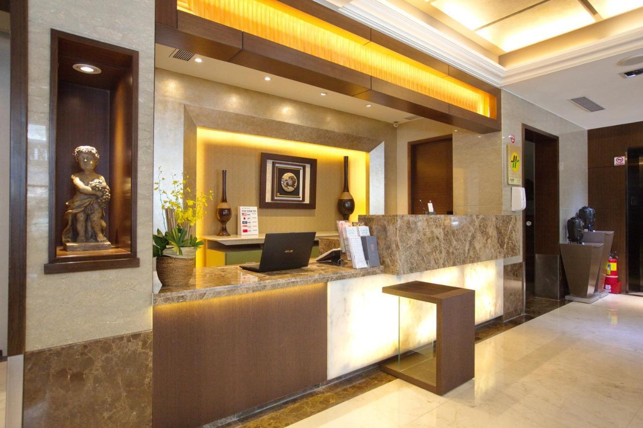 Shin Yuan Celeb Metro Hotel Kota Hsinchu Bagian luar foto